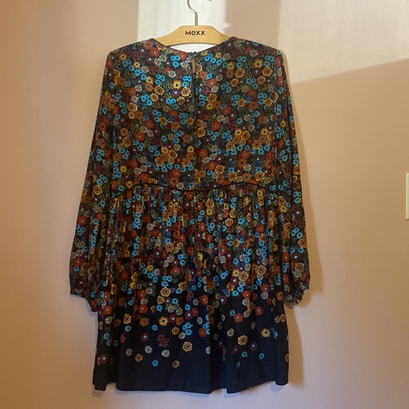 Flowery Dress - Picture 3 of 3